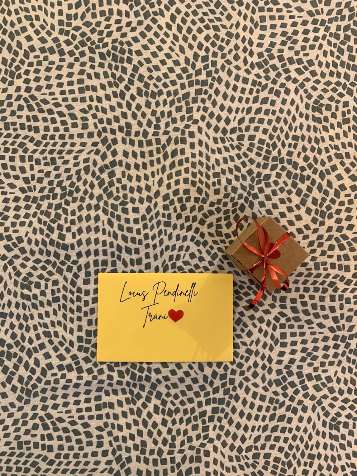 Locus Pendinelli Trani住宿加早餐旅馆 外观 照片